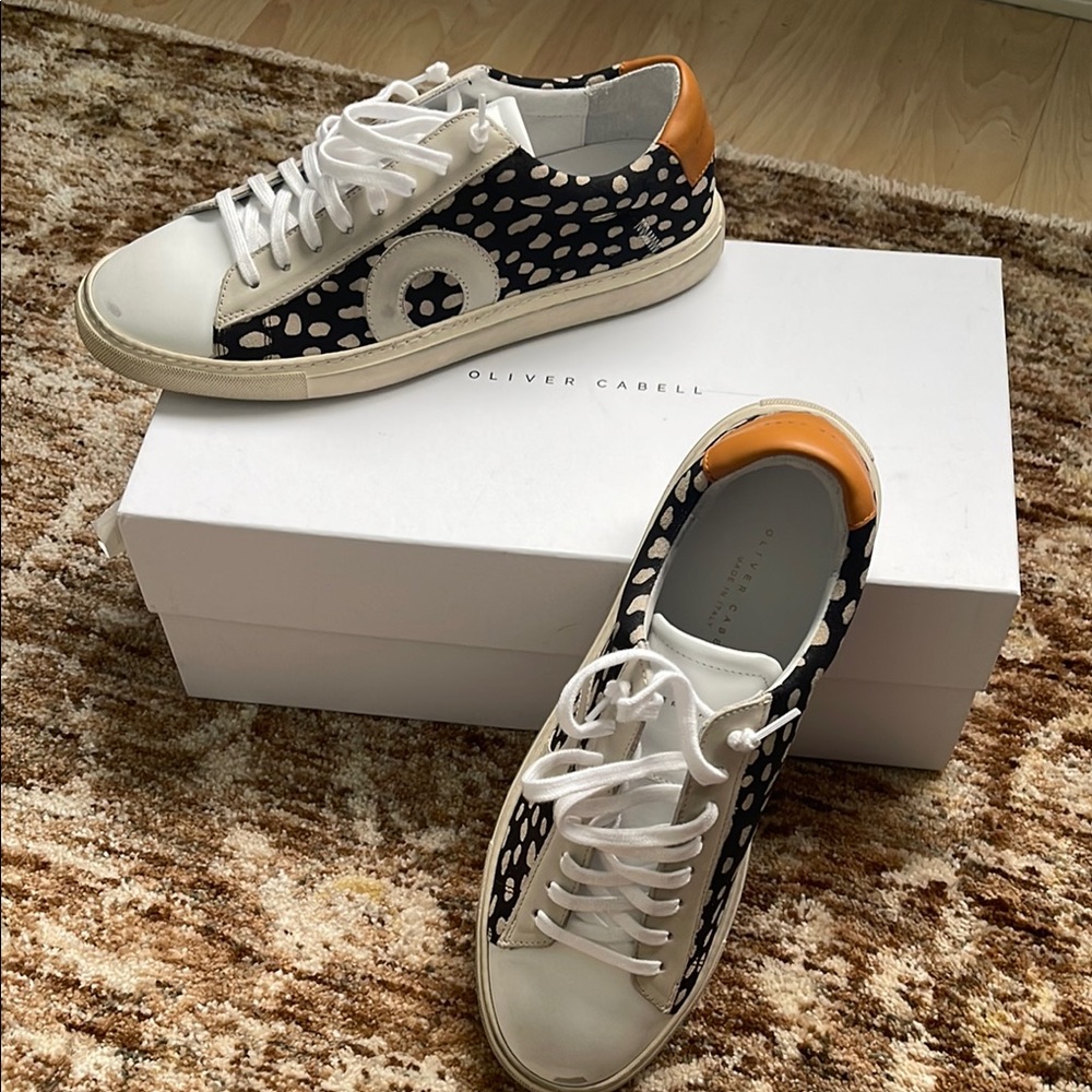 Oliver Cabell Women's Black and White Sneakers